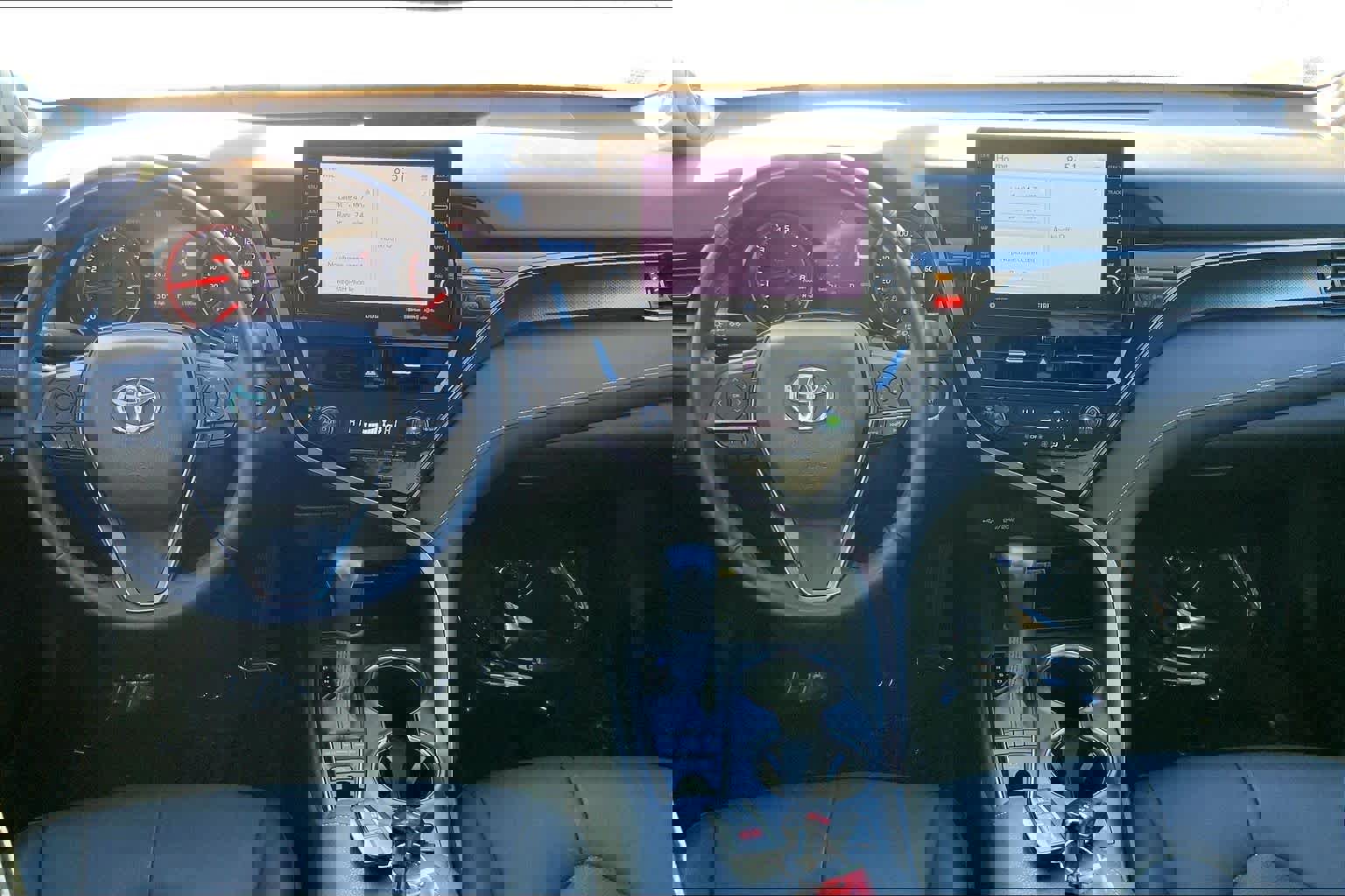 Used 2023 Toyota Camry XSE image 15