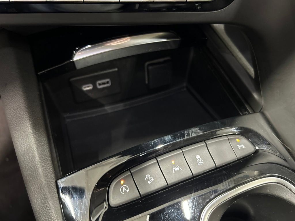 Used 2023 Buick Envision Preferred w/ Sport Touring Package AWD/4WD image 23