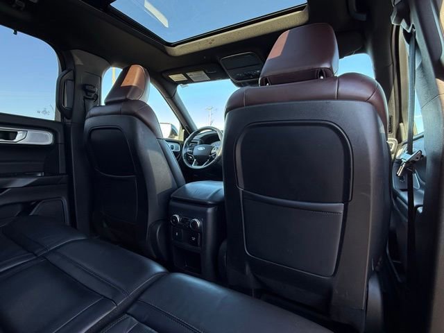 Certified 2020 Ford Explorer Platinum w/ Premium Technology Package image 35