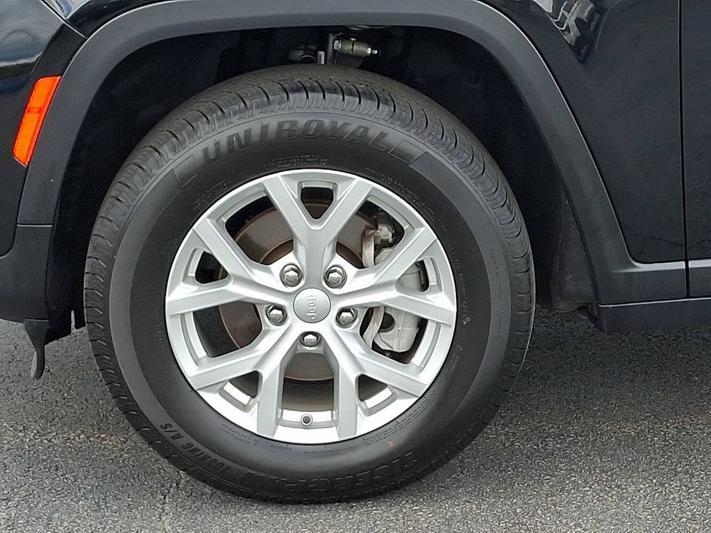 Used 2023 Jeep Grand Cherokee Limited AWD/4WD image 8