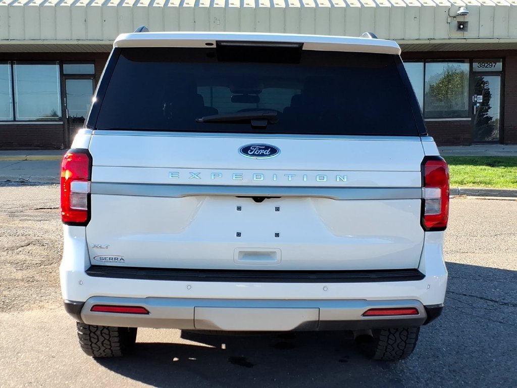 Certified 2023 Ford Expedition XLT AWD/4WD image 4