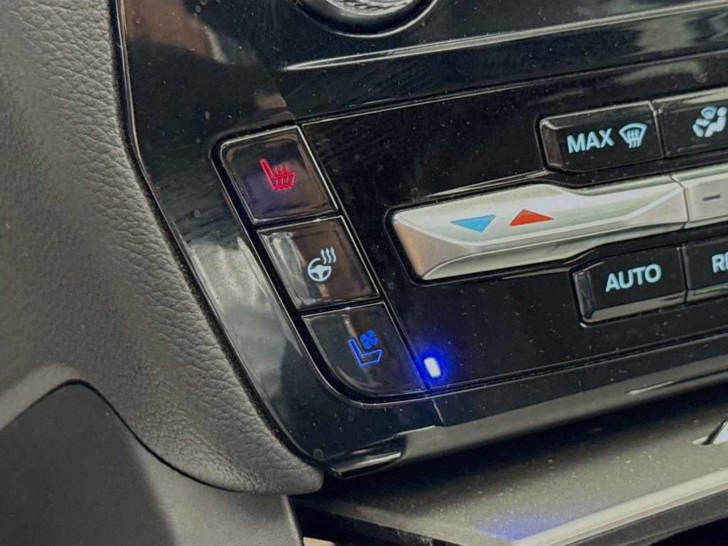 Certified 2023 Ford Explorer Limited w/ Limited Technology Package image 21