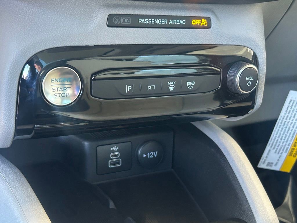 Certified 2024 Ford Escape SE w/ PHEV Premium Package FWD image 39