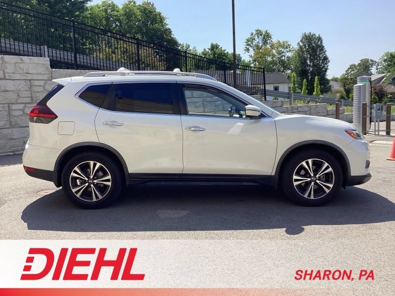 Used 2019 Nissan Rogue SV w/ Premium Package FWD image 13