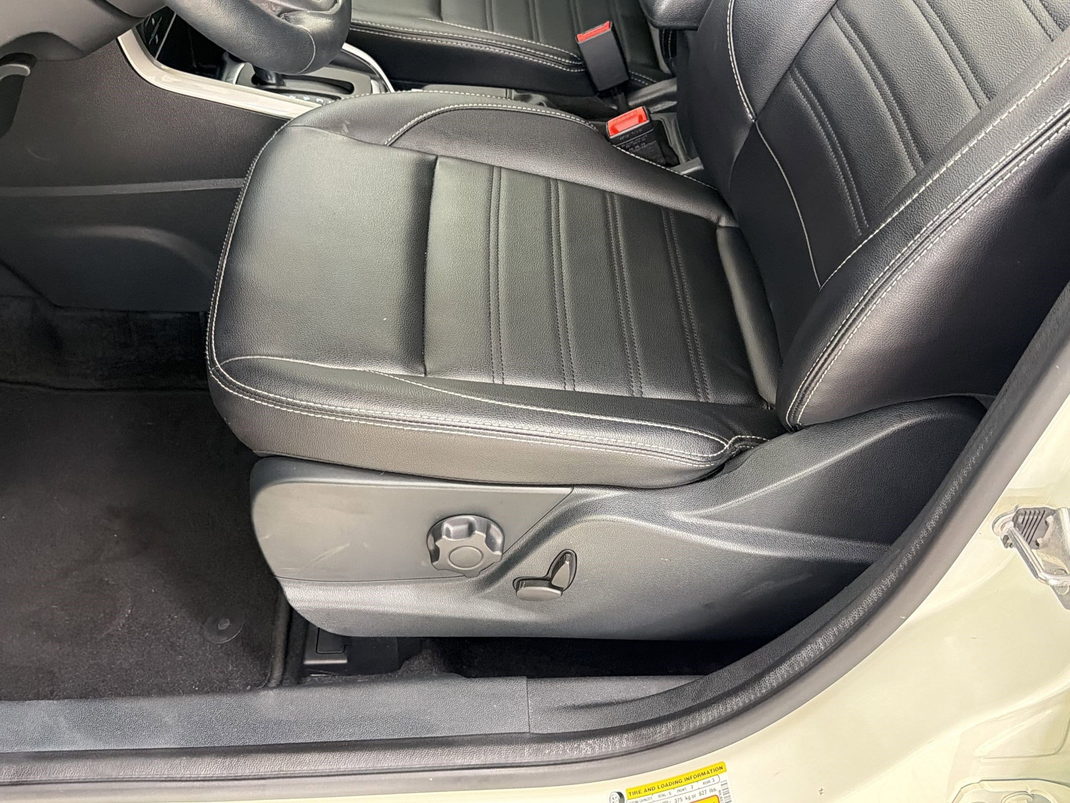 Certified 2021 Ford EcoSport Titanium AWD/4WD image 13