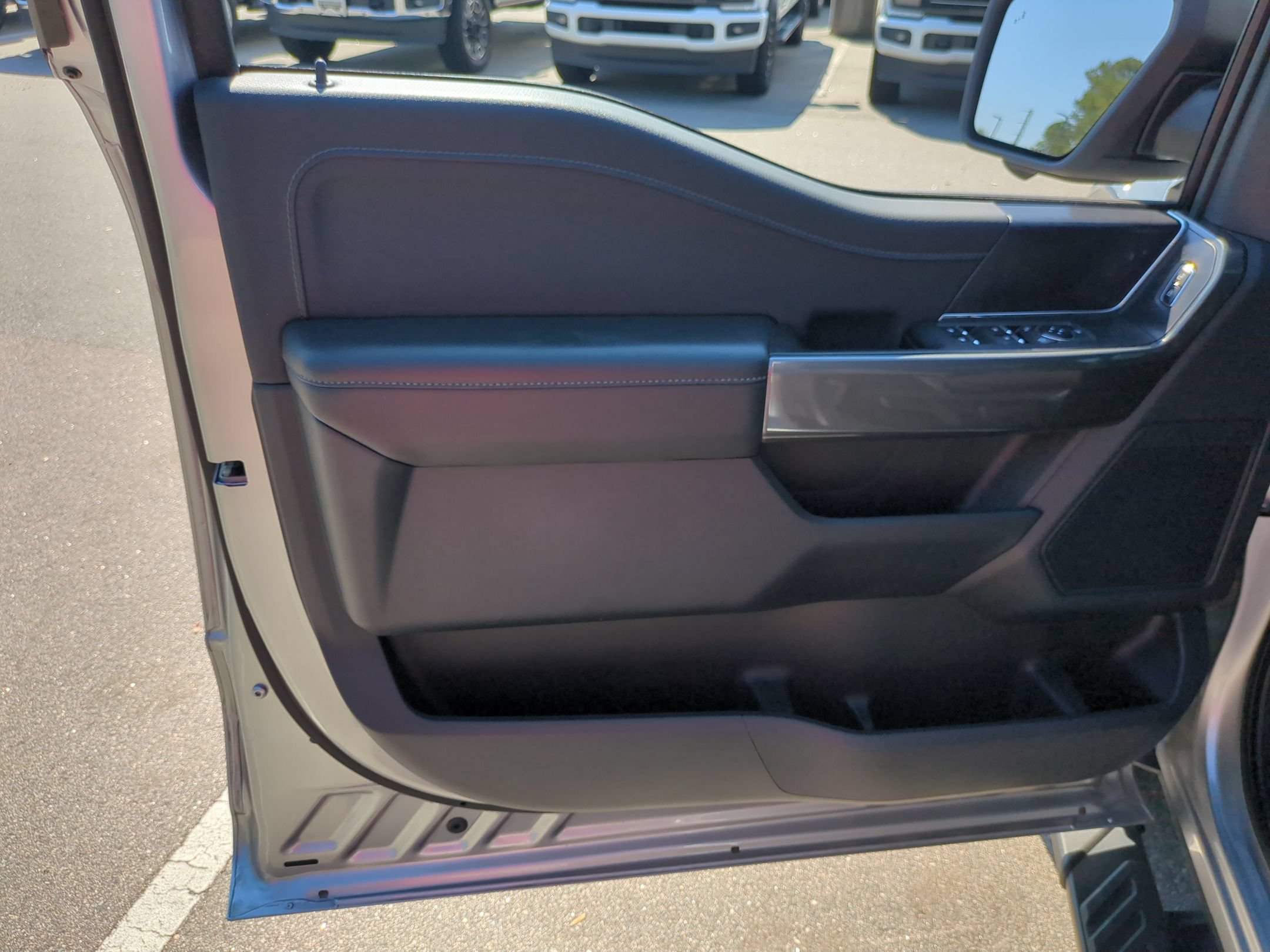 Certified 2023 Ford F150 4x4 SuperCrew Hybrid image 14