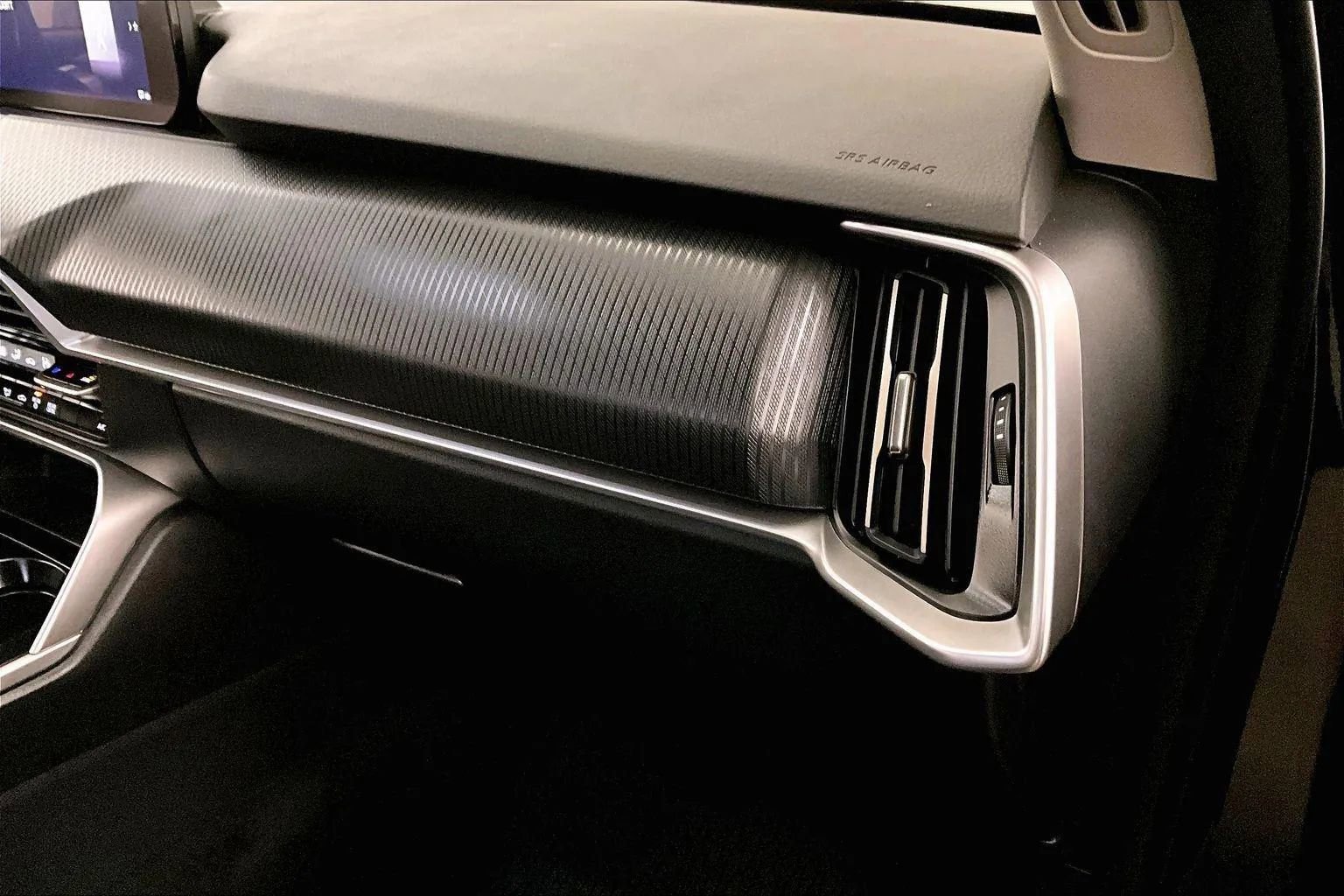 Used 2026 MAZDA CX-90 3.3 Turbo w/ Select Package image 15