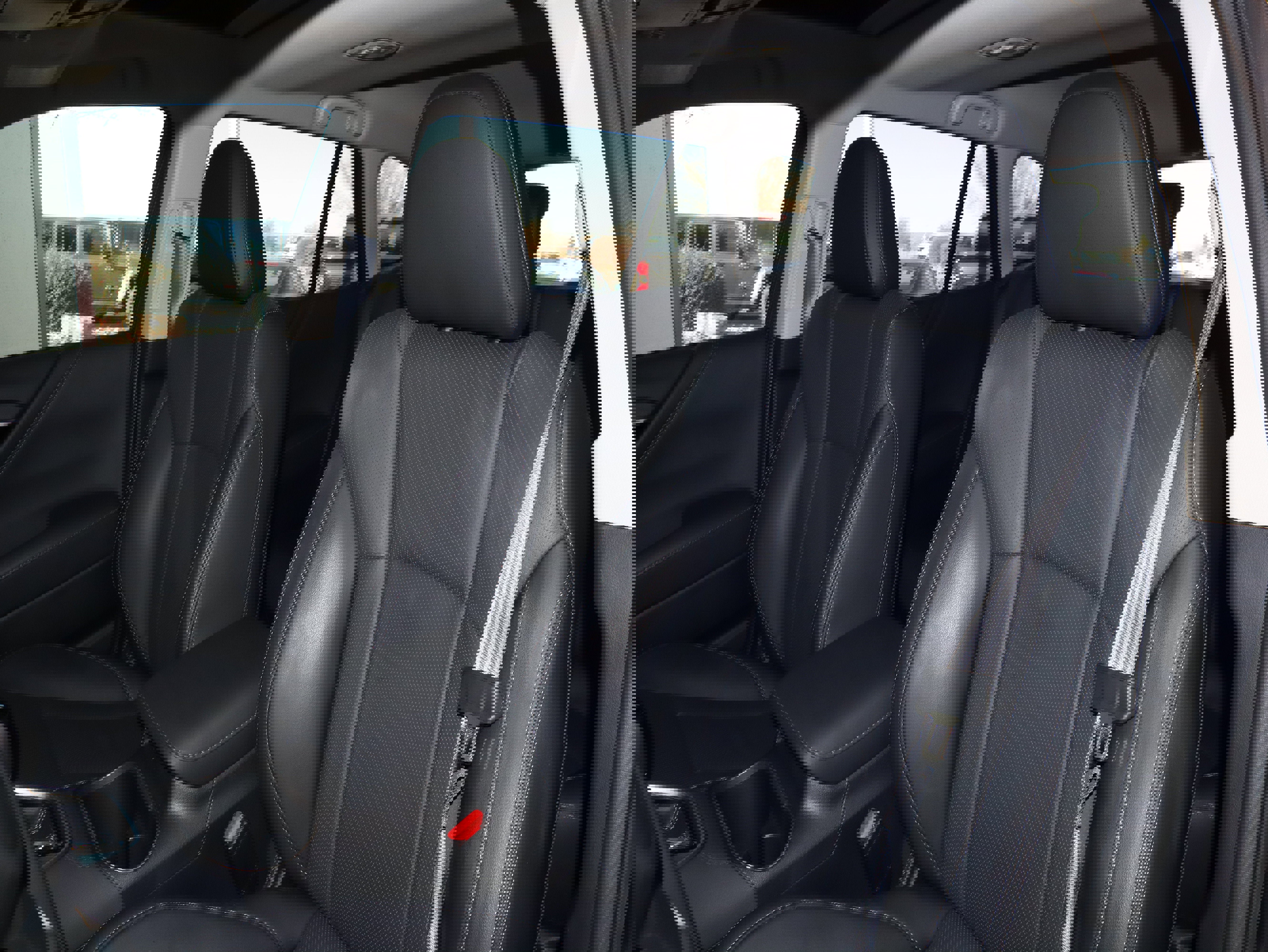 Used 2025 Subaru Outback Limited image 32