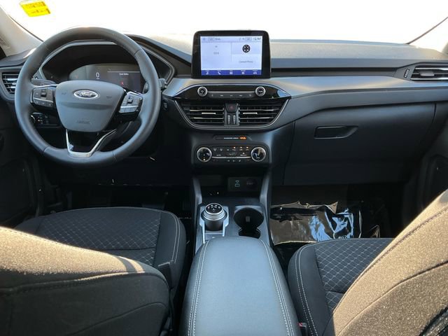 Certified 2023 Ford Escape Active AWD/4WD image 12