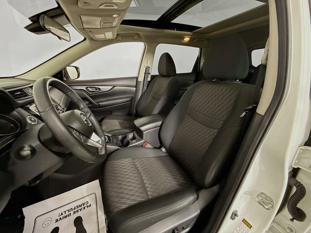 Used 2020 Nissan Rogue SV w/ Sun & Sound Touring Package image 22