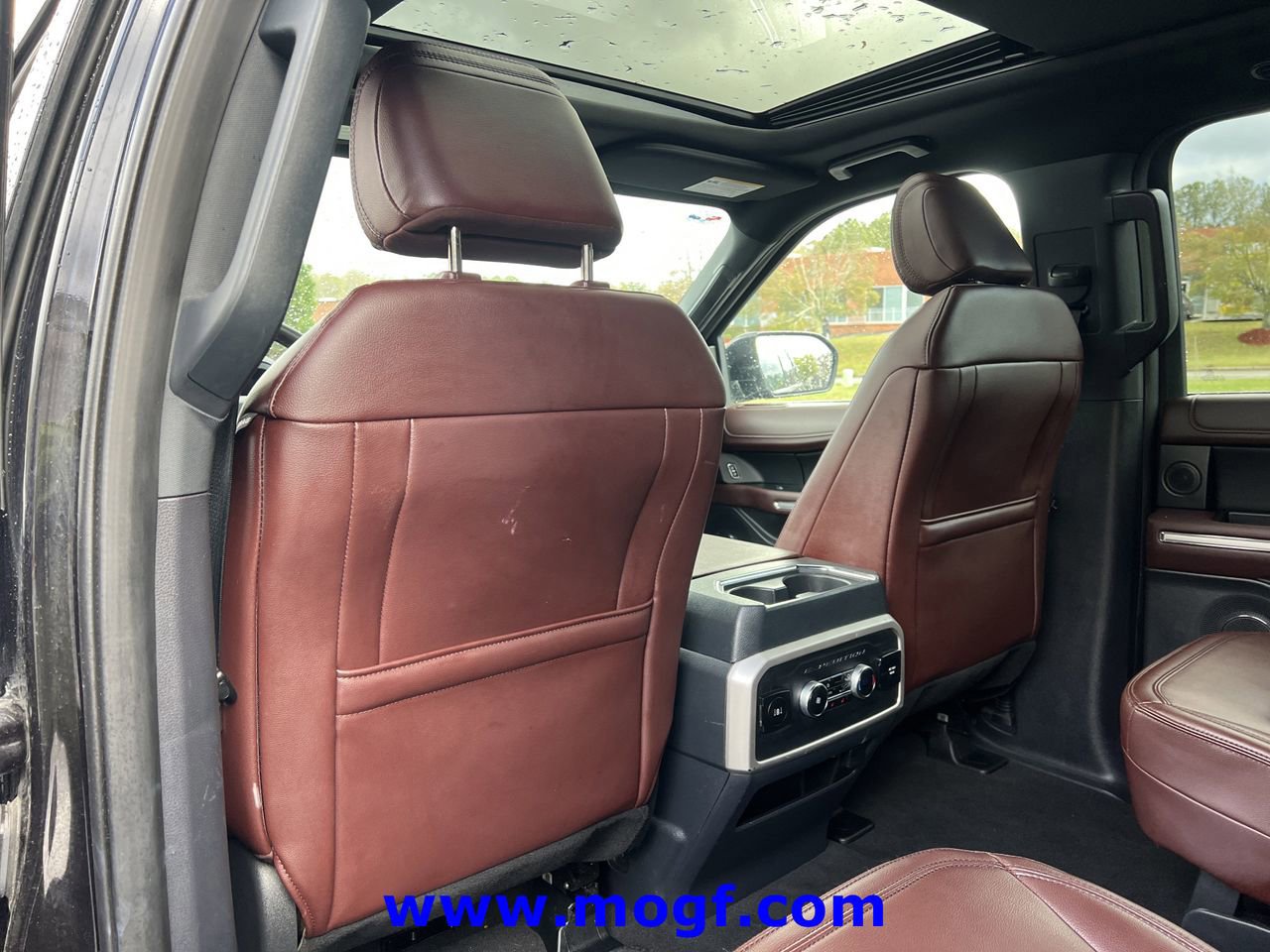 Certified 2024 Ford Expedition Limited image 26