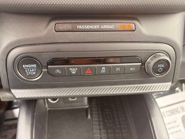 Certified 2025 Ford Bronco Sport Outer Banks w/ Outer Banks Tech Package+ AWD/4WD image 17