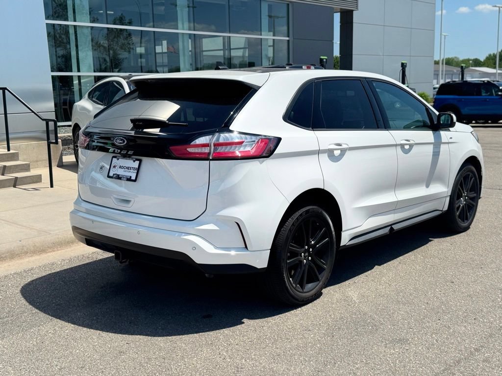 Certified 2024 Ford Edge ST-Line w/ Class II Trailer Tow Package AWD/4WD image 40