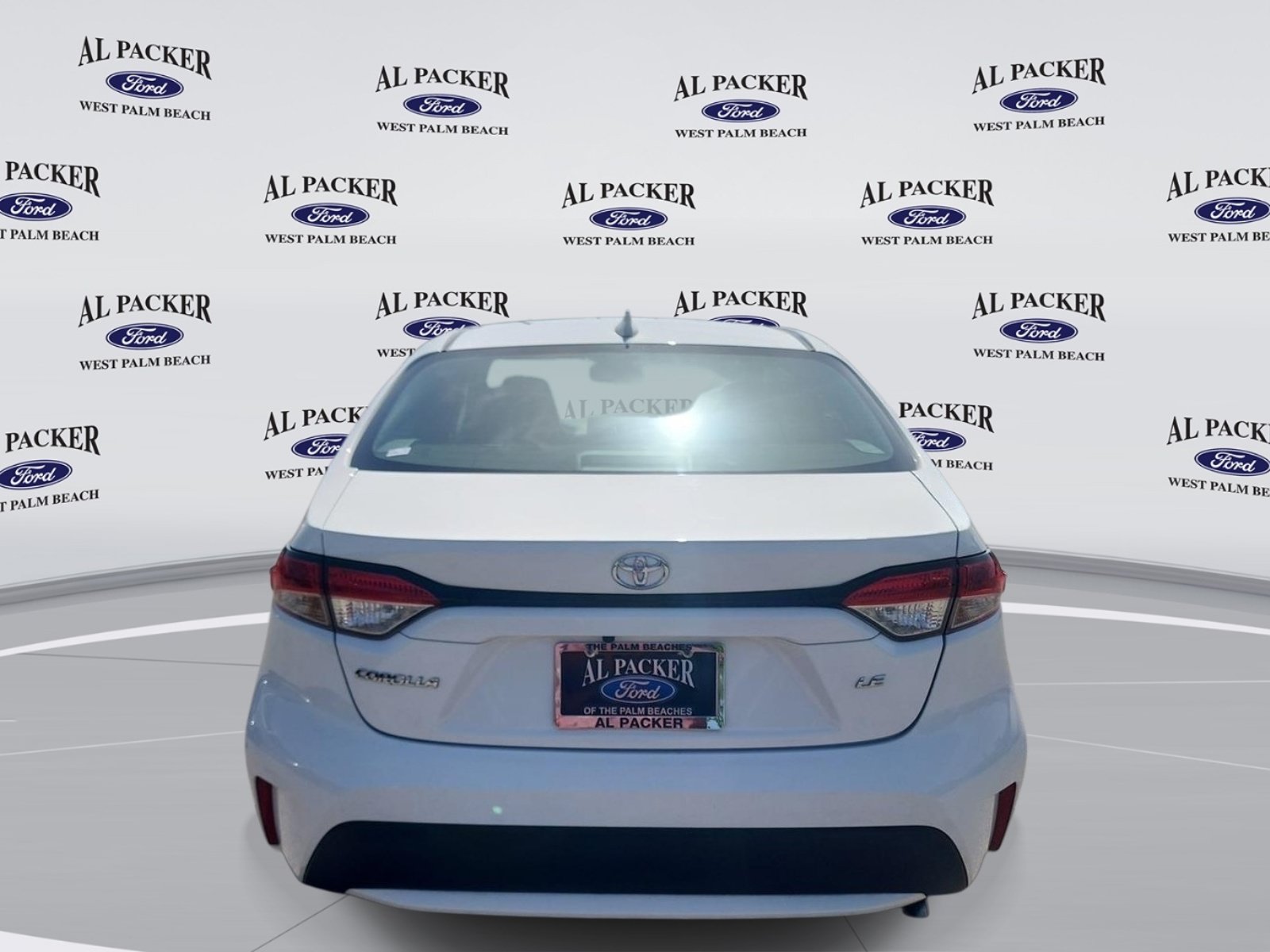 Used 2022 Toyota Corolla LE FWD image 4