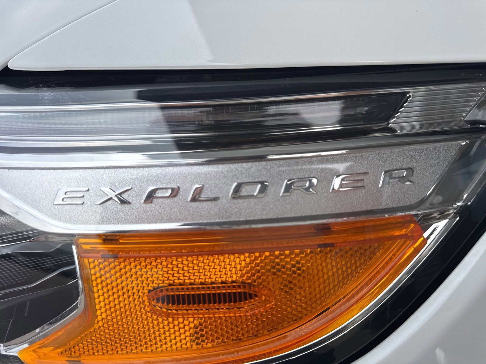 Certified 2022 Ford Explorer Limited w/ Equipment Group 301A image 15