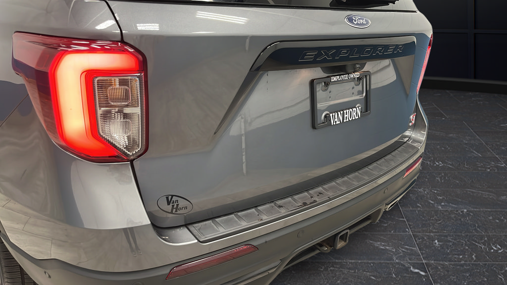Certified 2021 Ford Explorer ST w/ Equipment Group 401A AWD/4WD image 42
