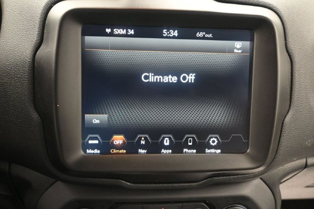 Used 2023 Jeep Renegade Latitude AWD/4WD image 11