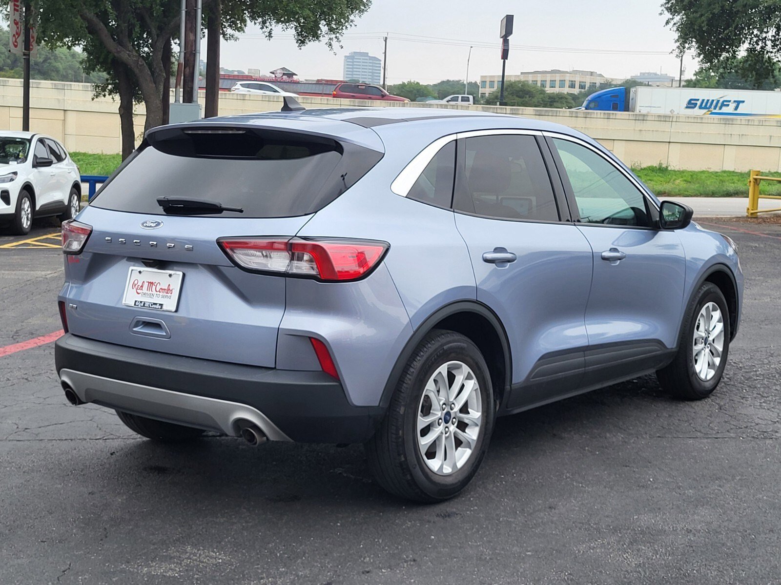Certified 2022 Ford Escape SE w/ Convenience Package FWD image 4