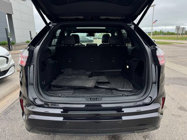 Certified 2024 Ford Edge ST-Line w/ Cargo Accessory Package AWD/4WD image 38