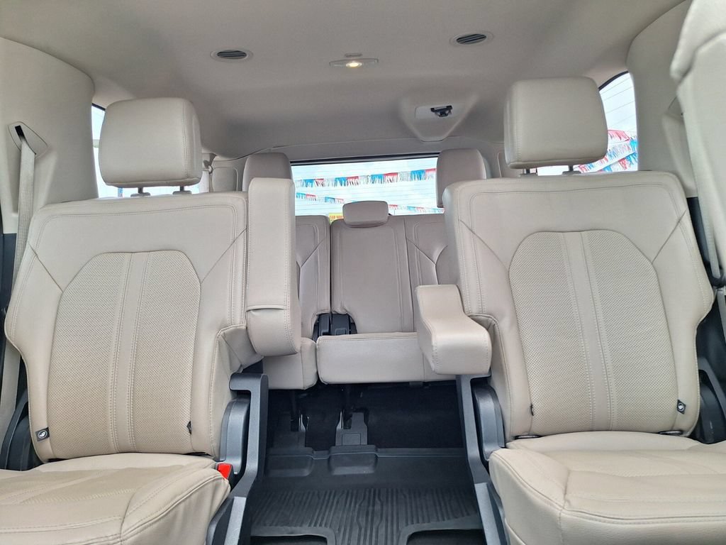 Certified 2022 Ford Expedition Max Limited RWD image 23