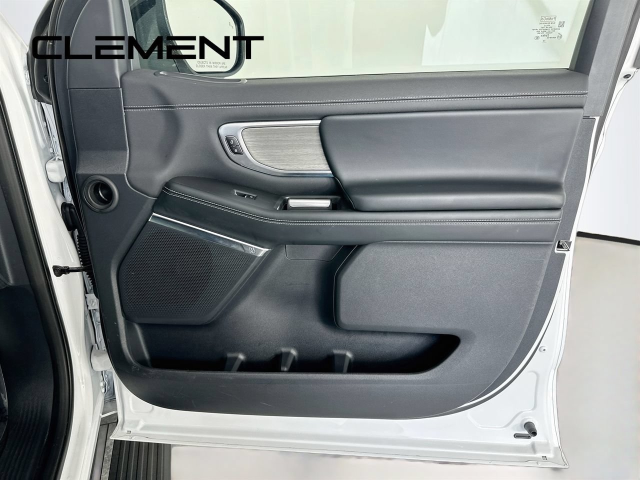 Certified 2025 Ford Expedition Platinum AWD/4WD image 38
