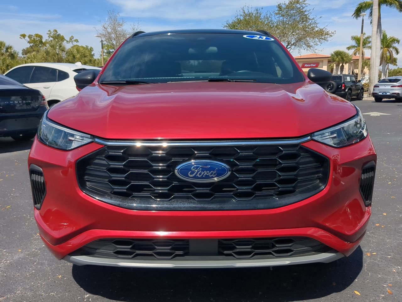 Certified 2023 Ford Escape ST-Line w/ Tech Pack #1 image 9