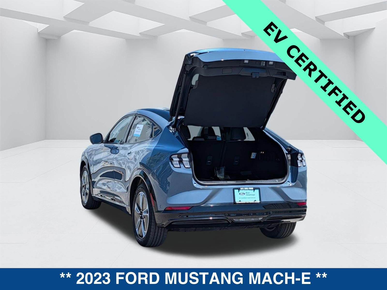 Certified 2023 Ford Mustang Mach-E Premium image 3