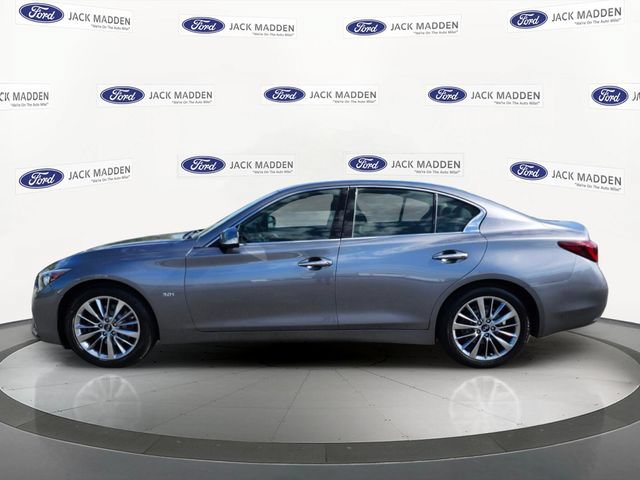 Used 2018 INFINITI Q50 Luxe w/ Sensory Package (Luxe) AWD/4WD image 2