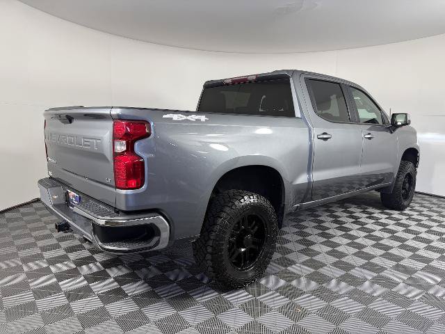 Used 2021 Chevrolet Silverado 1500 LT w/ Z71 Off-Road Package AWD/4WD image 3