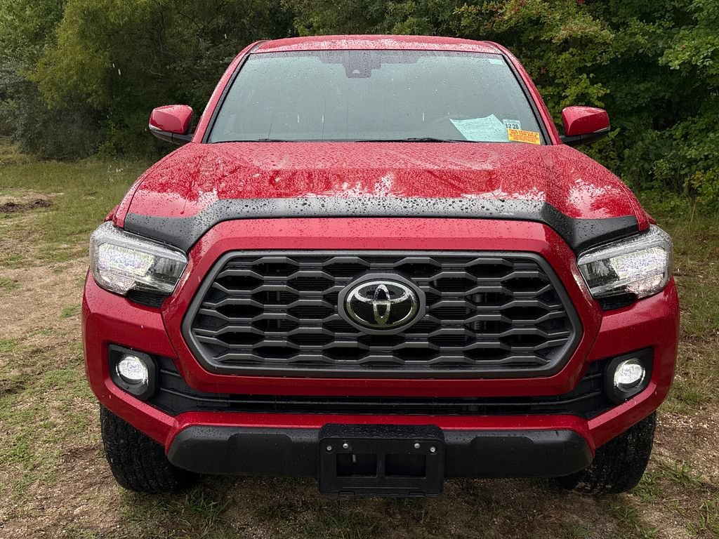 Used 2023 Toyota Tacoma TRD Off-Road w/ Technology Package AWD/4WD image 2