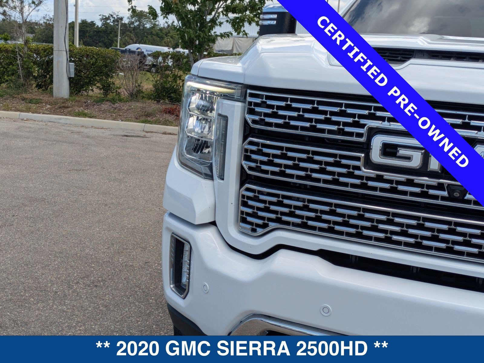 Used 2020 GMC Sierra 2500 Denali w/ Denali Ultimate Package AWD/4WD image 9