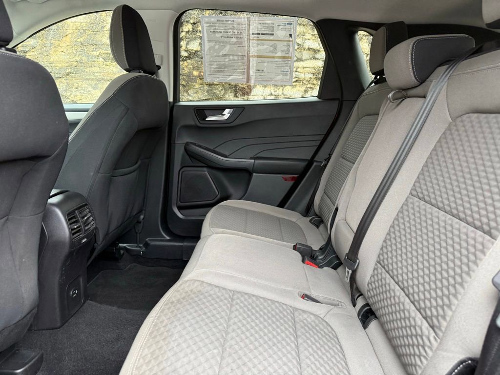 Certified 2021 Ford Escape SE w/ SE Sport Appearance Package image 11