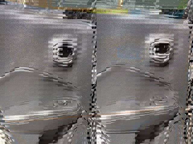 Used 2019 Jeep Compass Latitude w/ Cold Weather Group image 25