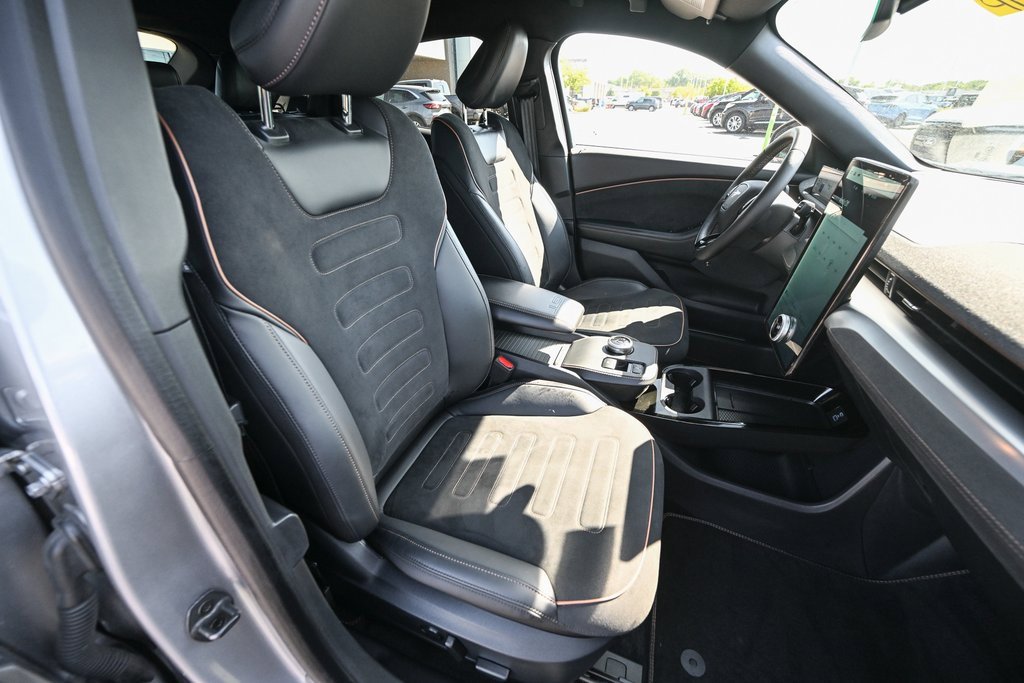 Certified 2021 Ford Mustang Mach-E GT image 25