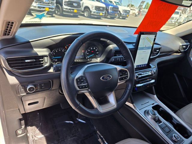 Certified 2022 Ford Explorer Limited w/ Limited Technology Package AWD/4WD image 6