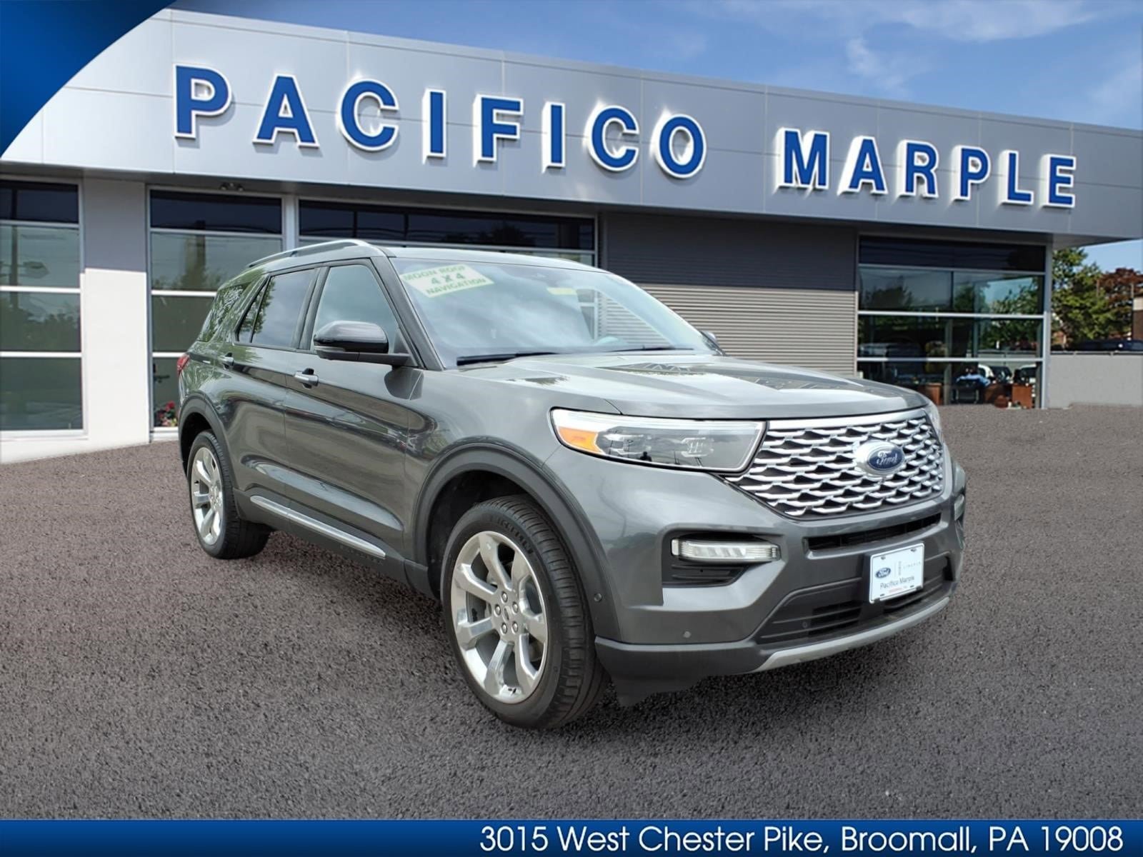 Certified 2020 Ford Explorer Platinum w/ Premium Technology Package AWD/4WD image 1