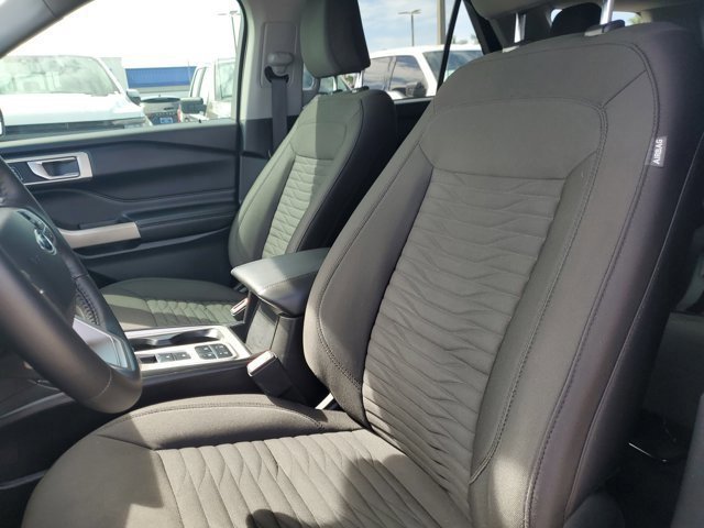 Certified 2021 Ford Explorer XLT image 26