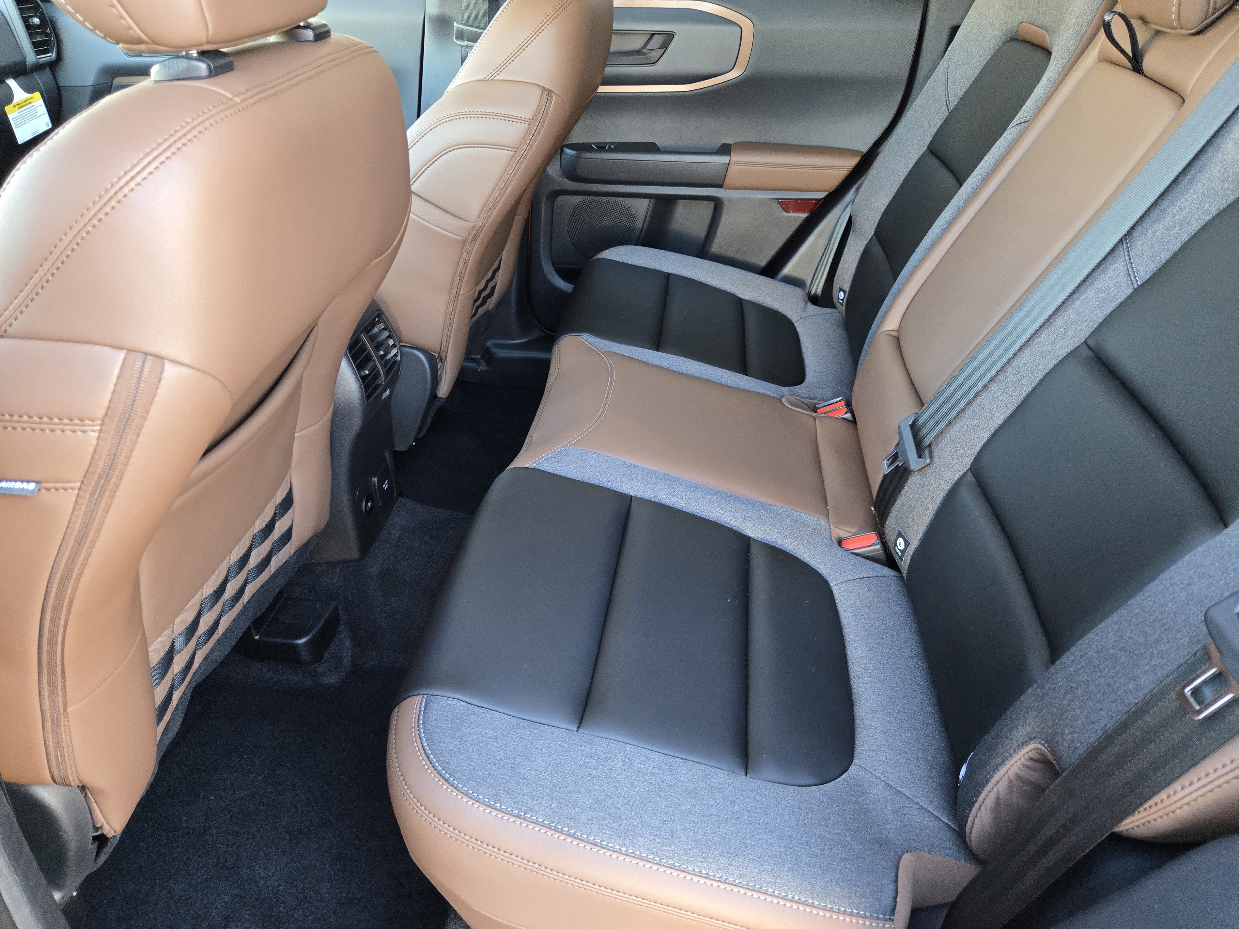 Certified 2024 Ford Bronco Sport Outer Banks w/ Tech Package image 26