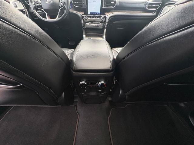 Certified 2023 Ford Explorer Platinum w/ Technology Package AWD/4WD image 24