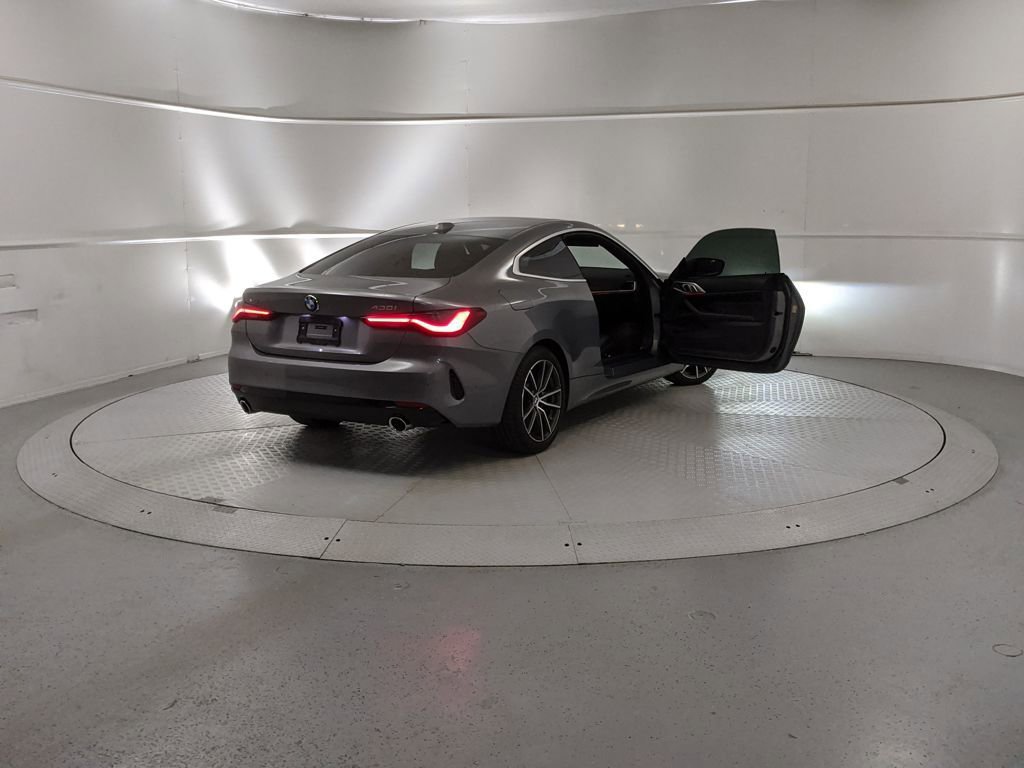 Used 2024 BMW 430i xDrive Coupe w/ Convenience Package image 9