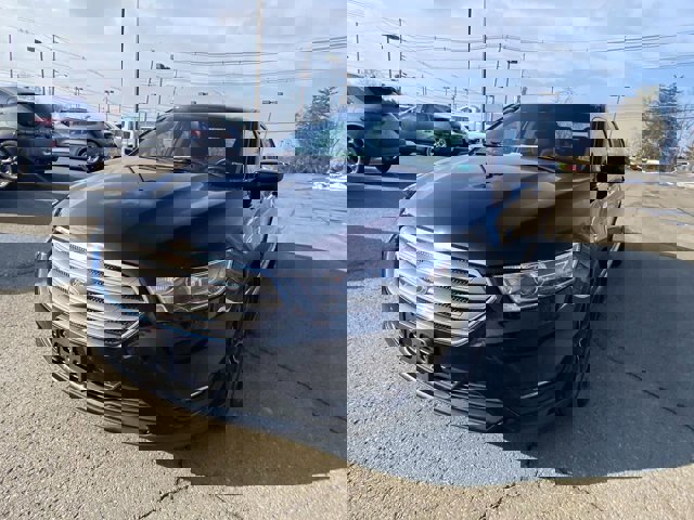 Certified 2018 Ford Taurus SEL w/ Equipment Group 201A image 5