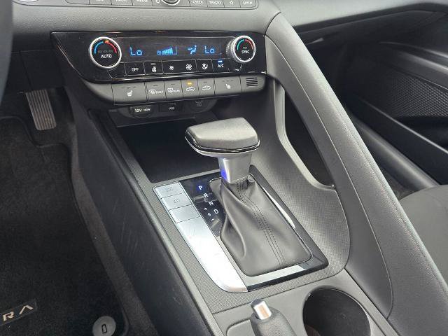 Used 2024 Hyundai Elantra SEL FWD image 25
