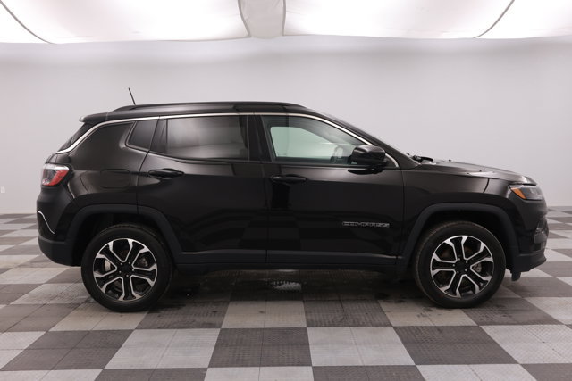 Used 2022 Jeep Compass Limited AWD/4WD image 12
