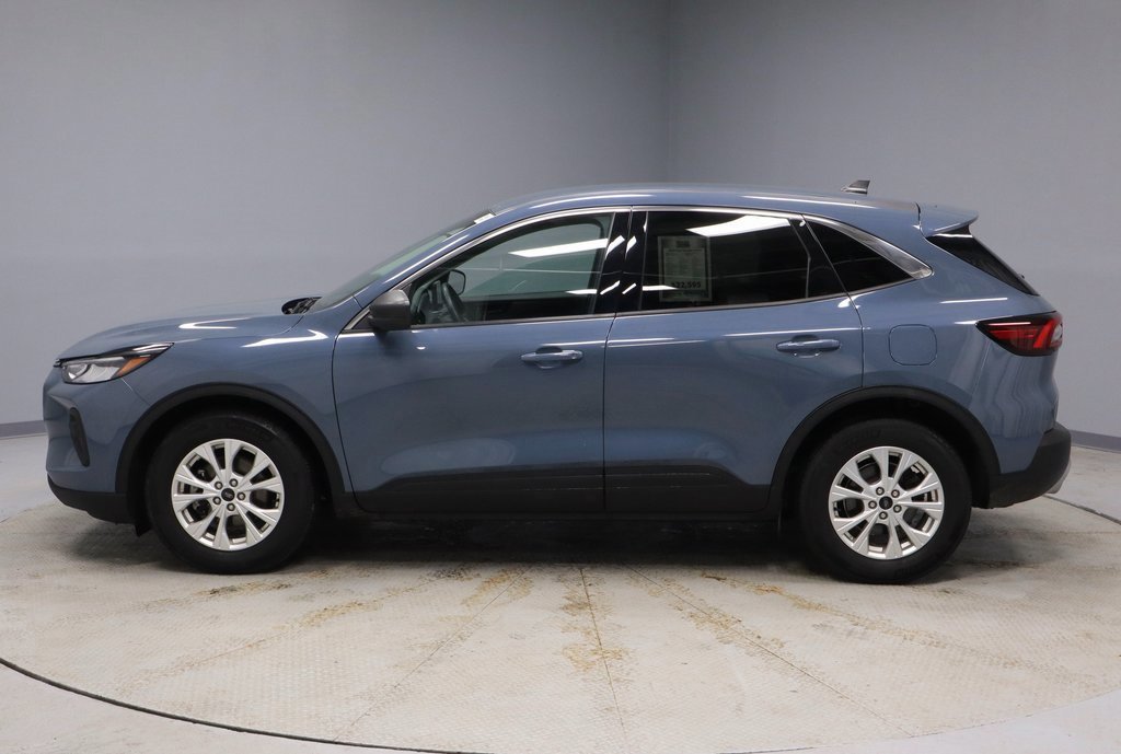 Certified 2023 Ford Escape Active image 2