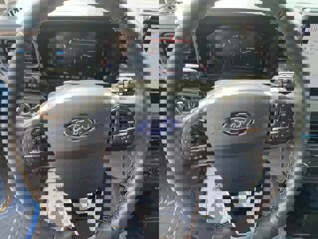 Certified 2025 Ford Maverick Lobo image 13