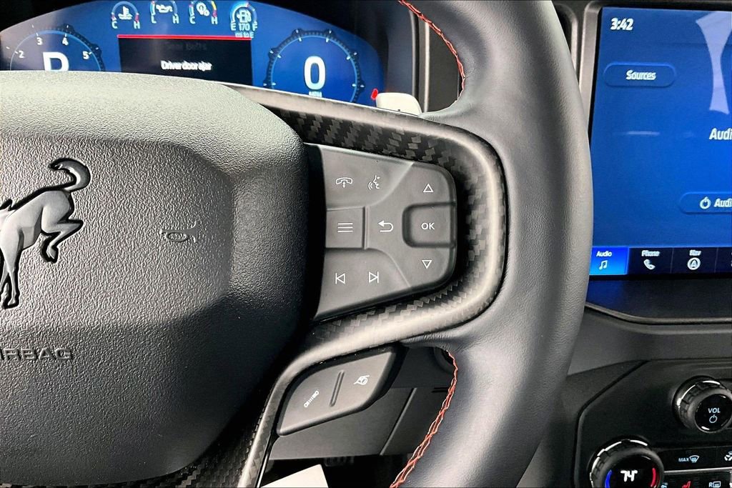 Certified 2025 Ford Bronco Raptor w/ Interior Carbon Fiber Pack AWD/4WD image 19