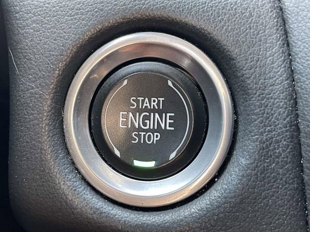 Used 2021 Chevrolet Suburban Premier w/ Premium Package image 29