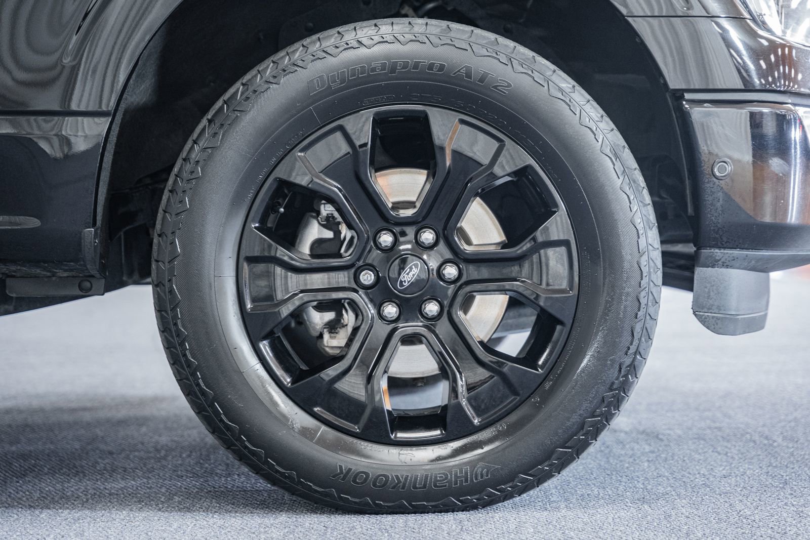 Certified 2022 Ford F150 Lariat w/ Equipment Group 502A High image 15