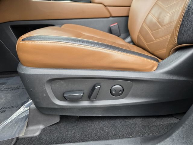 Used 2022 Nissan Pathfinder Platinum w/ Lighting Package (N92) image 13