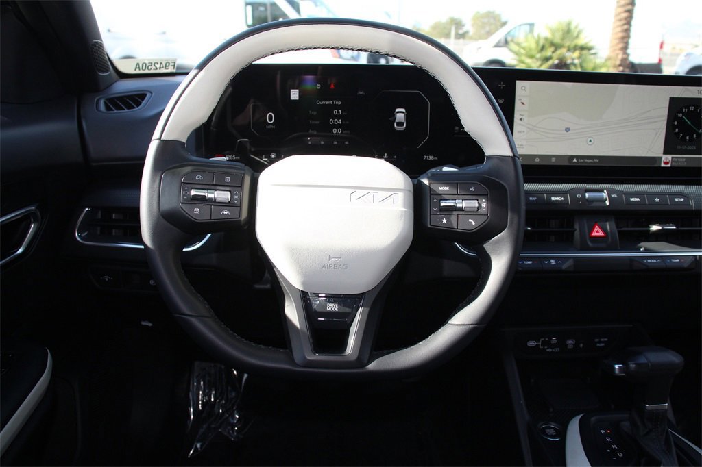 Used 2025 Kia K4 GT-Line image 14